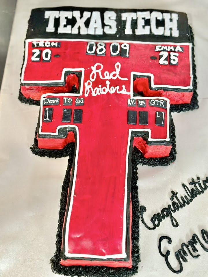 Themed cake creation