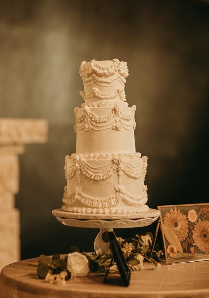 Wedding cake creation